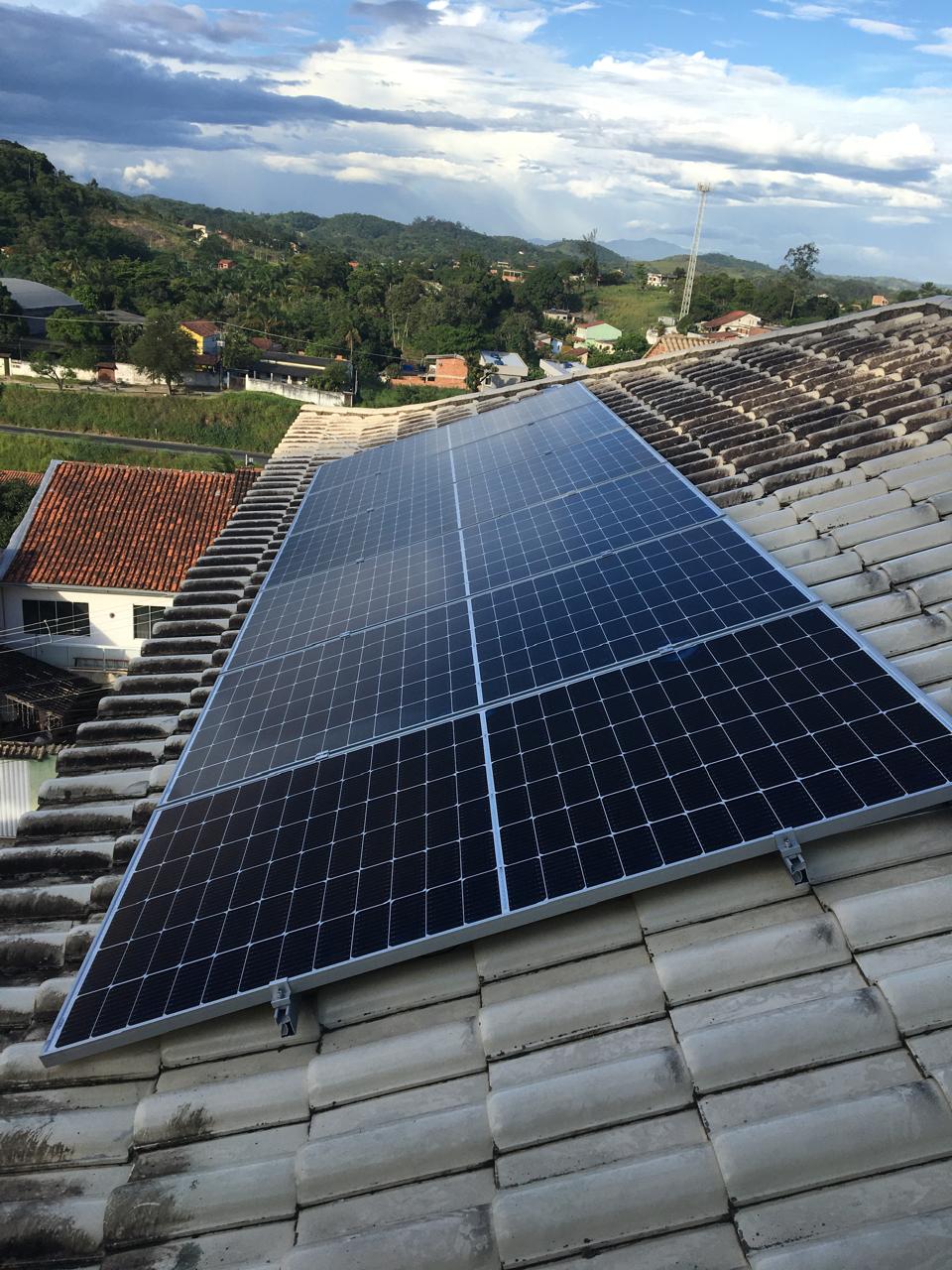 Instalação de energia solar em São Gonçalo, Rio de Janeiro